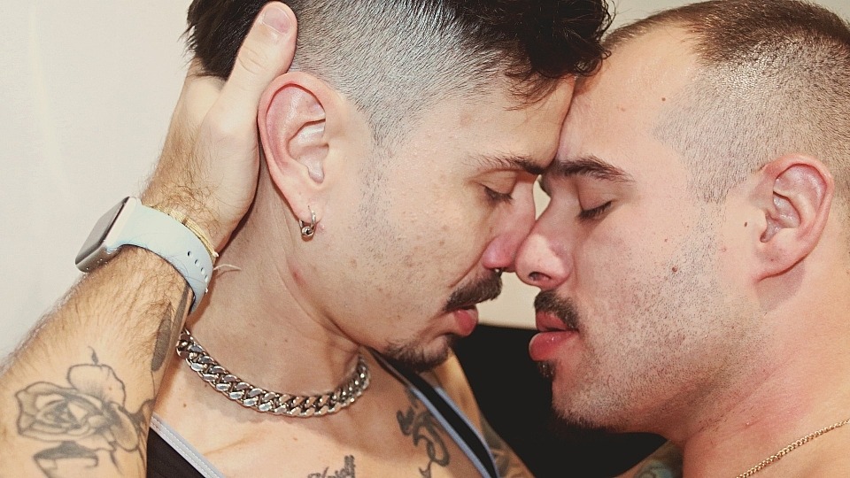 Latin Aussies Meet To Mate